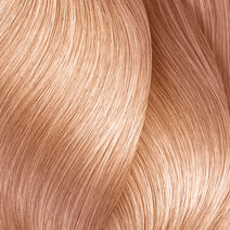 Dia light 10.24 Platinblond Irisé Kupfer - Dia Light Dia light 10.24 Platinblond Irisé Kupfer - Dia Light | L'Oréal Partner Shop